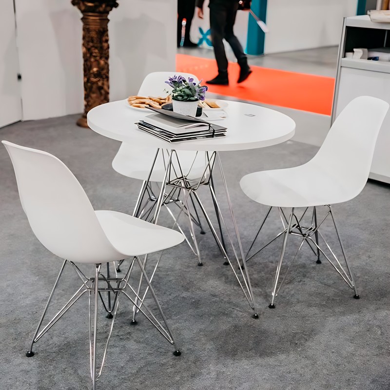 Стул Eames металл белый